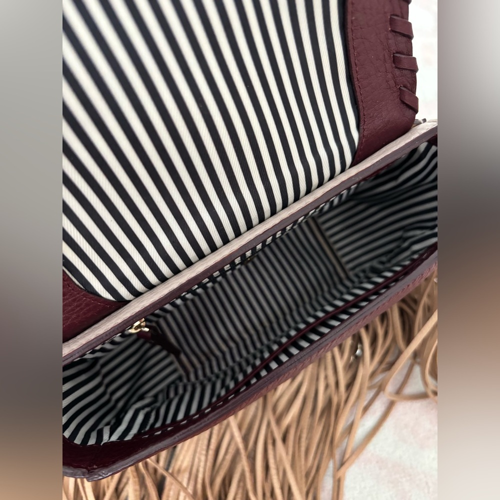 Floral Embroidered Fringe Shoulder Bag - Picture 6 of 6